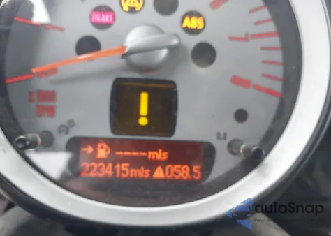 2010 Mini Cooper z USA, uszkodzony, nr VIN WMWMF3C51ATZ28261